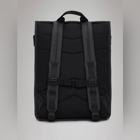 Rains Trail Rolltop Backpack in Waves (Blue & Black) NWT - Picture 4 of 9